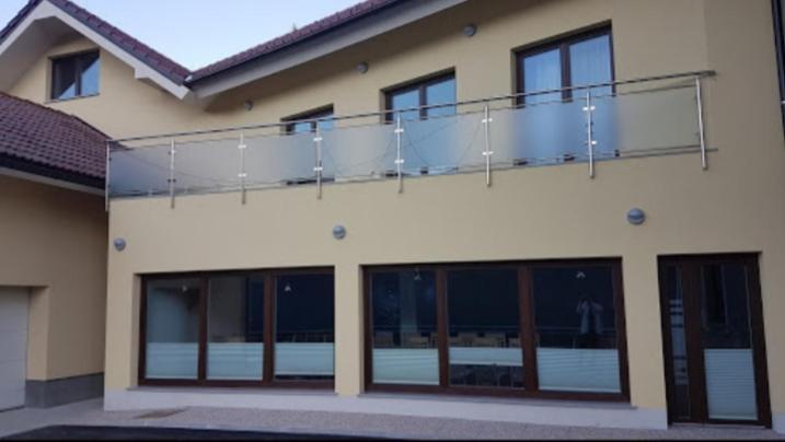 Hotel And Restaurant Ana Hrib-Loski Potok Ngoại thất bức ảnh